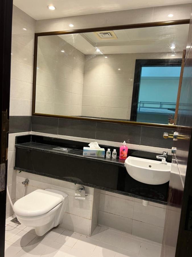 Grand Pearl Hostel For Boysドバイ エクステリア 写真