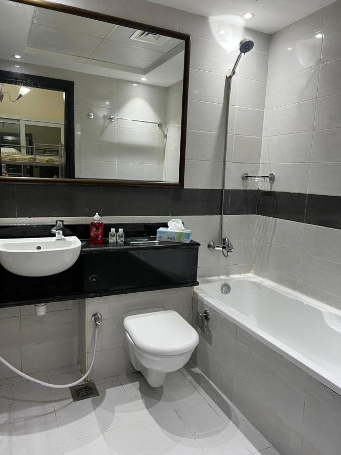 Grand Pearl Hostel For Boysドバイ エクステリア 写真